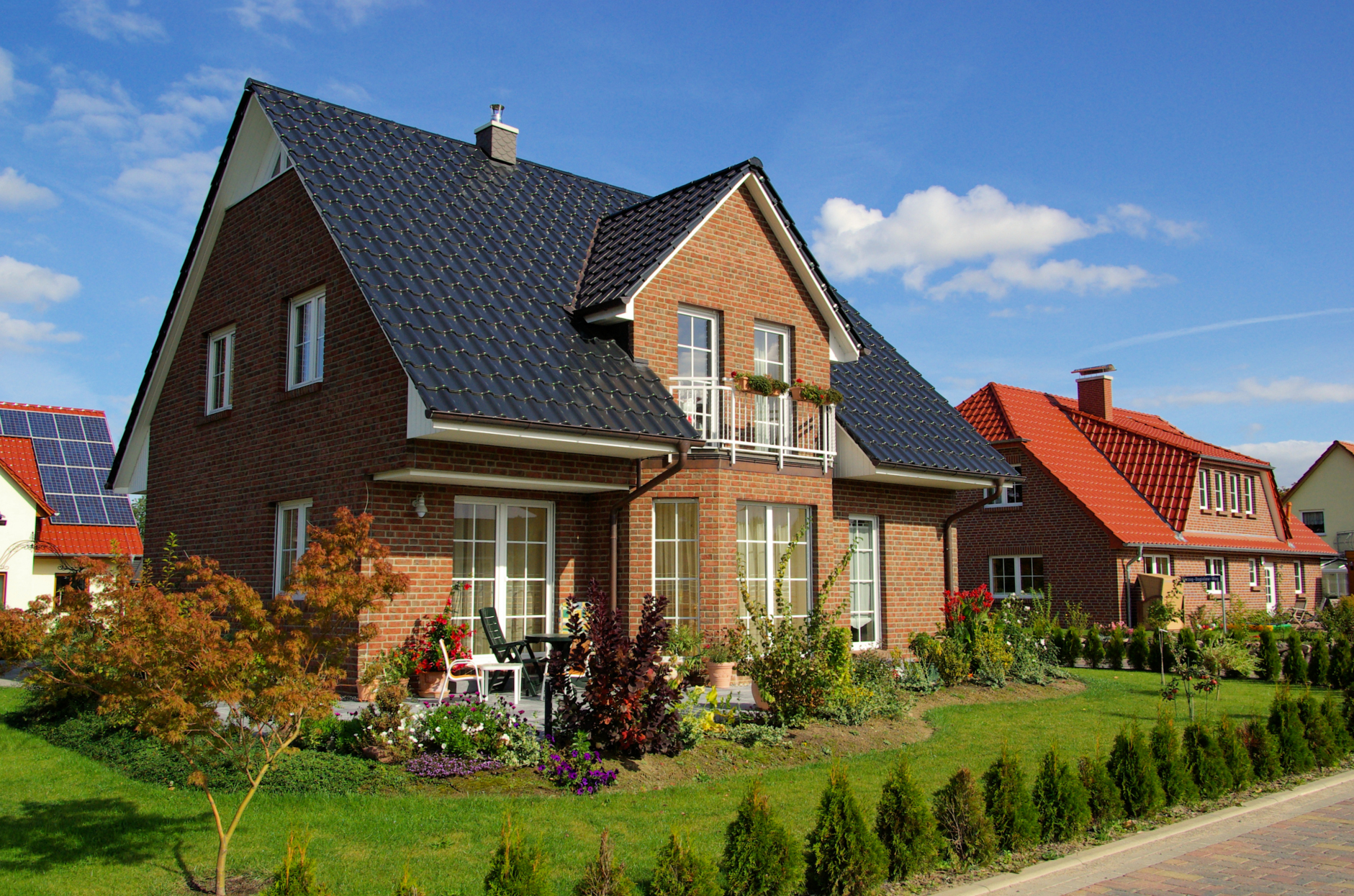 Rotes Klinker Einfamilienhaus